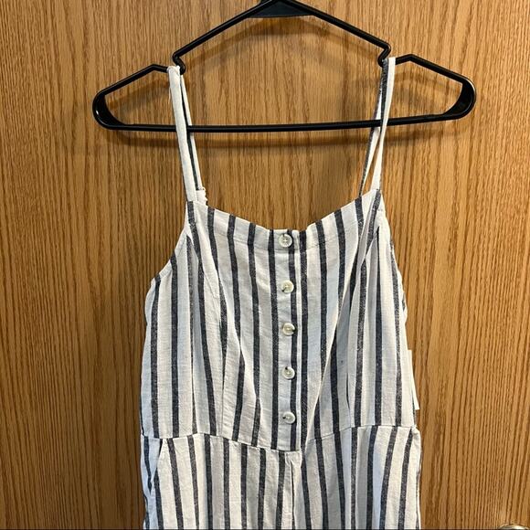 NWT Old Navy Sleeveless Striped Romper Size Small Linen Blend w/ Pockets - Picture 2 of 10